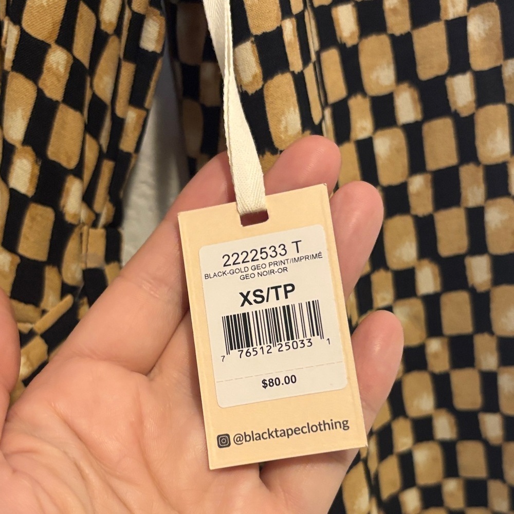 Checked Long-Sleeve button up Dress with Tie Belt in Black and Beige - Picture 3 of 5